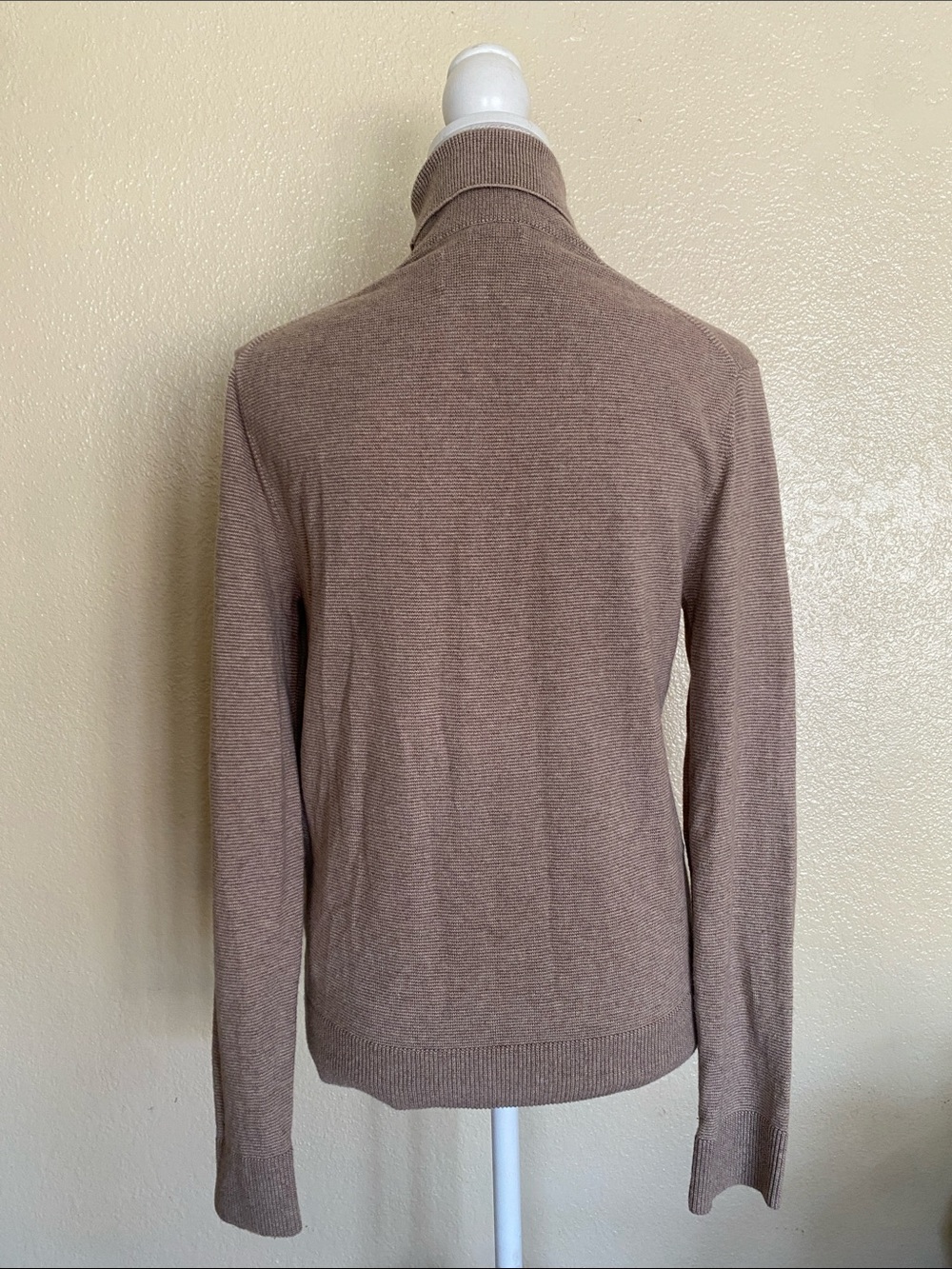 Abercrombie & Fitch Cotton Cashmere Turtleneck Sweater - Picture 2 of 4